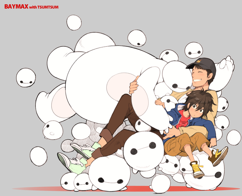 baseball_cap baymax big_hero_6 black_hair brothers brown_eyes cargo_shorts closed_eyes disney_tsum-tsum hat hiro_hamada hood hoodie male_focus multiple_boys robot shatou_(c-com) shoes shorts siblings smile sneakers sweatshirt tadashi_hamada