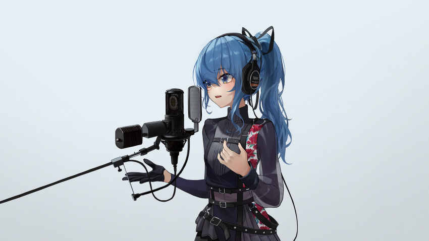 1girl absurdres asymmetrical_sleeves black_ribbon black_shirt blue_eyes blue_hair chest_harness gloves hair_ribbon half_gloves hand_on_own_chest harness headphones high_ponytail highres hololive hoshimachi_suisei hoshimachi_suisei_(shout_in_crisis) isolatediev layered_skirt long_sleeves looking_ahead microphone mismatched_sleeves music official_alternate_costume official_alternate_hair_length official_alternate_hairstyle open_mouth overskirt pleated_skirt ribbon see-through see-through_midriff see-through_sleeves shirt simple_background singing single_glove single_half_glove single_sidelock skirt star_(symbol) star_in_eye studio_microphone symbol_in_eye the_first_take turtleneck upper_body virtual_youtuber