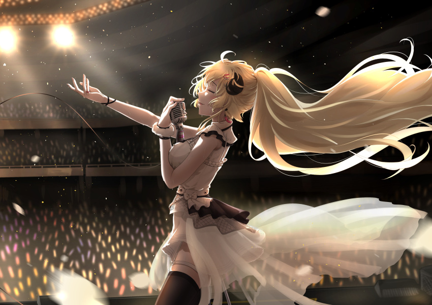 1girl absurdres ahoge animal_ears backlighting belt black_thighhighs blonde_hair breasts closed_eyes concert cowboy_shot dress from_side hair_ornament hairclip heaven5266 highres holding holding_microphone hololive horns large_breasts light_blush long_hair microphone music official_alternate_costume outstretched_arm overskirt ponytail profile see-through_sleeve_layer sheep_ears sheep_girl sheep_horns short_sleeves singing solo stage thigh_strap thighhighs tsunomaki_watame tsunomaki_watame_(watame_night_fever!!) very_long_hair virtual_youtuber white_belt white_dress