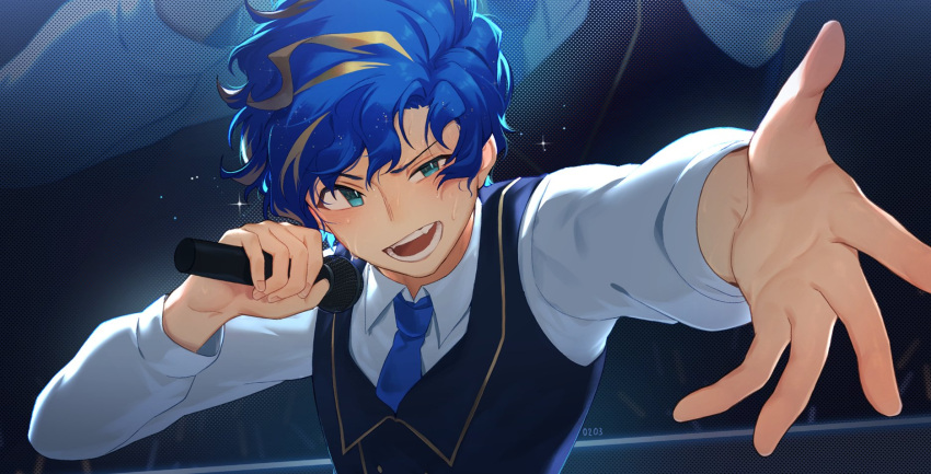 1boy astel_leda blonde_hair blue_hair blue_necktie blue_vest blush collared_shirt commentary concert dark_blue_hair highres holding holding_microphone holostars looking_to_the_side male_focus microphone mono_(bluesky) multicolored_hair music necktie open_mouth reaching reaching_towards_viewer shirt short_hair singing solo sparkle streaked_hair sweat symbol-only_commentary teeth two-tone_hair upper_body vest wavy_hair