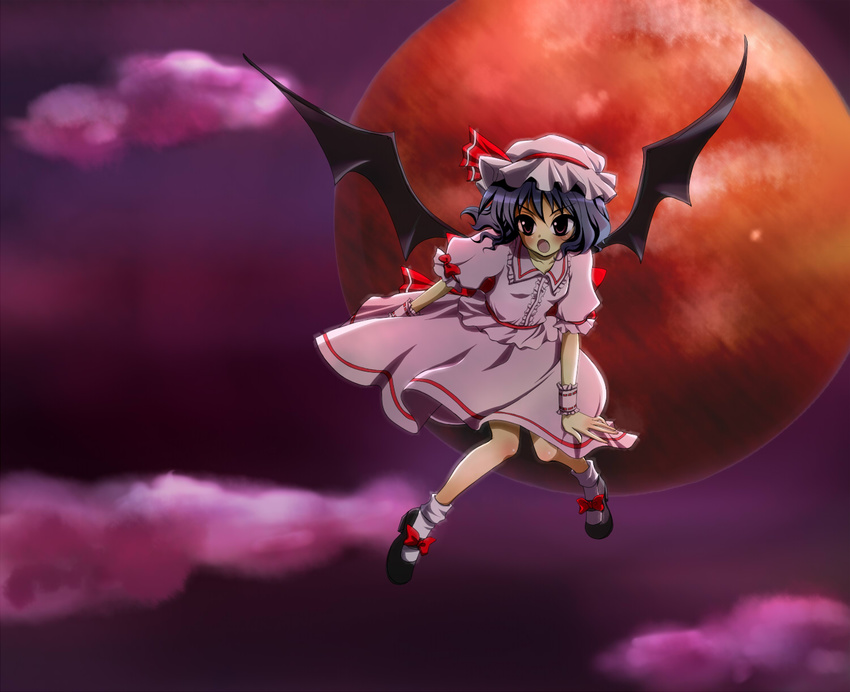 full_moon highres moon red_moon remilia_scarlet solo touhou wings yube_(skyhacker)