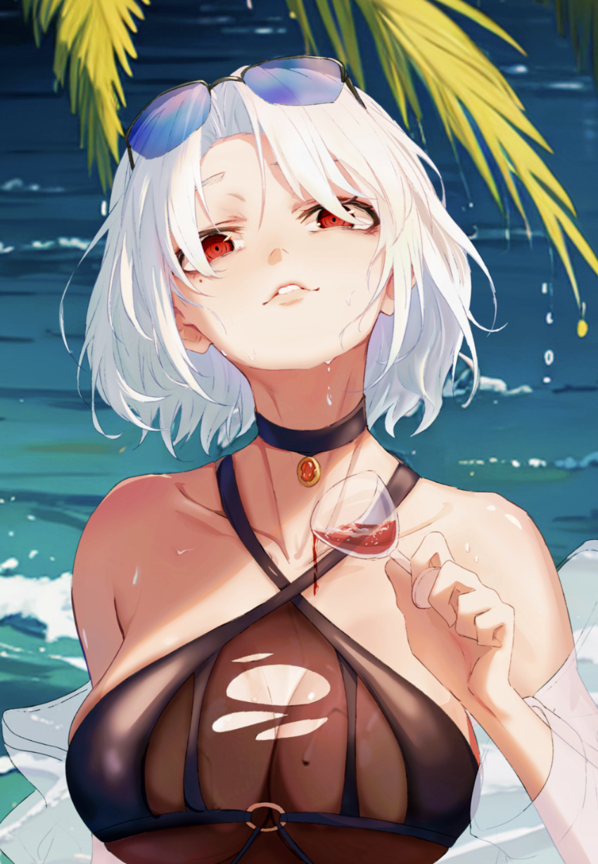 1girl alcohol bikini black_bikini black_choker breasts chinese_commentary choker cleavage collarbone commentary_request cup drinking_glass eyewear_on_head fibonacci_no_usagi highres holding holding_cup large_breasts looking_at_viewer mole mole_under_eye original outdoors red_eyes short_hair smile solo summer swimsuit water wet white_hair wine wine_glass