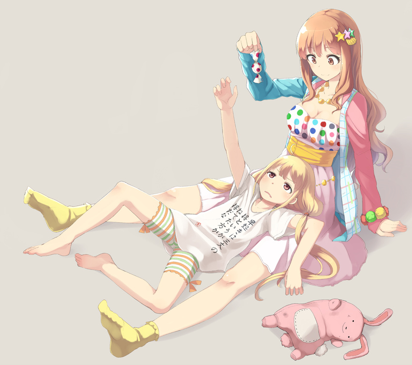 :3 arm_support bad_id bad_pixiv_id barefoot bike_shorts blonde_hair breasts brown_eyes brown_hair candy cleavage clothes_writing collarbone commentary dress food full_body futaba_anzu grey_background hair_ornament holding idolmaster idolmaster_cinderella_girls jewelry large_breasts long_hair low_twintails lying moroboshi_kirari multiple_girls necklace on_back outstretched_arm reaching_out shirt shorts sitting sleeves_past_wrists socks star star_hair_ornament striped striped_bike_shorts stuffed_animal stuffed_bunny stuffed_toy t-shirt translation_request twintails u_(mikaduki0720) very_long_hair white_shirt yellow_legwear