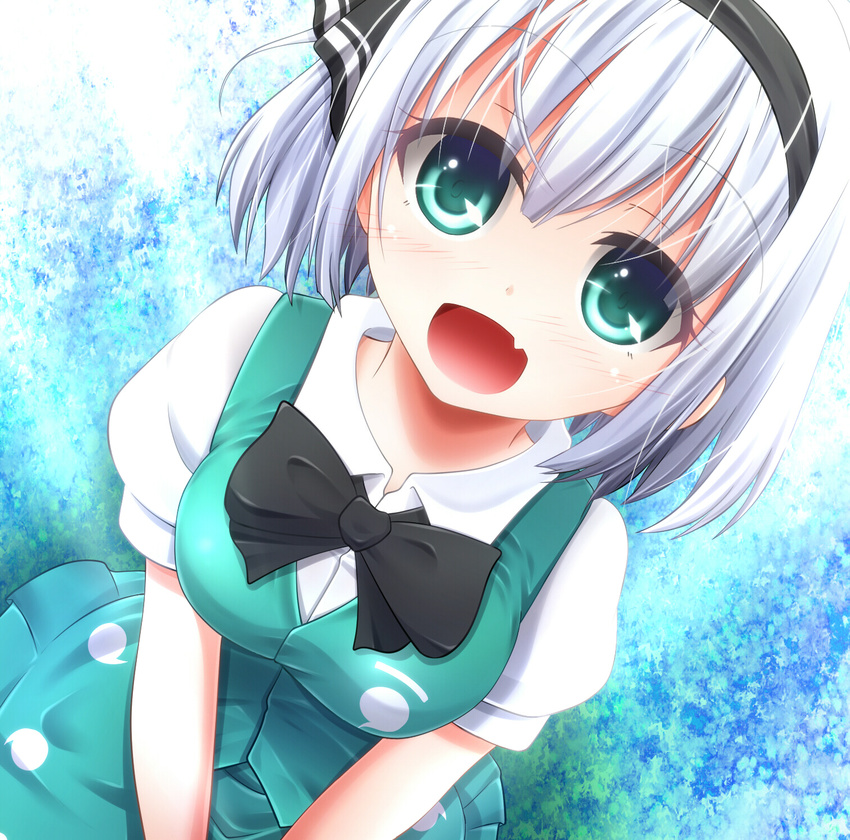 aqua_eyes bow breasts evandragon fang hair_ribbon highres konpaku_youmu medium_breasts open_mouth puffy_short_sleeves puffy_sleeves ribbon shirt short_sleeves silver_hair skirt skirt_set smile solo touhou v_arms vest