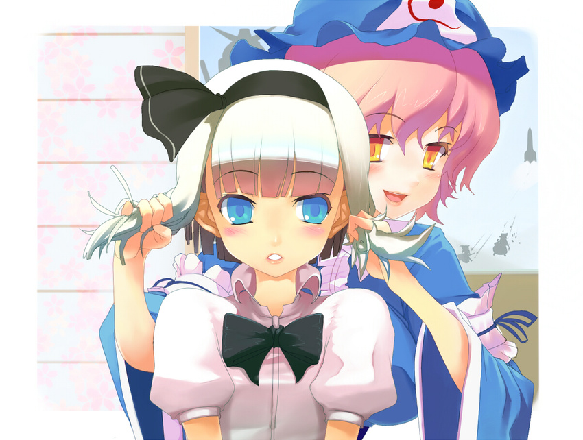 blue_eyes blush bow bowtie grey_hair hair_pull hat karochii konpaku_youmu multiple_girls pink_hair saigyouji_yuyuko touhou