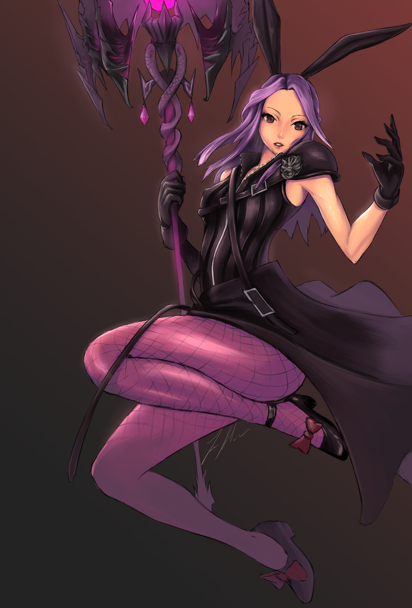 belt black_gloves cloud_strife_(cosplay) dark_background final_fantasy final_fantasy_vii_advent_children final_fantasy_xiv fishnet_pantyhose fishnets gloves gradient gradient_background hyur pantyhose platinum_disco purple_hair sleeveless solo staff