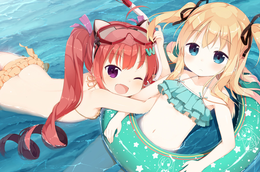 :&lt; ;d bikini blonde_hair blue_eyes borrowed_character breasts butt_crack character_print collarbone commentary_request fang goggles goggles_on_head hair_ornament hair_ribbon hairclip hazuki_watora highres innertube long_hair looking_at_viewer lying mikane_sebiri minazuki_sarami muku_(muku-coffee) multiple_girls navel on_stomach one_eye_closed open_mouth original partially_submerged polka_dot_innertube print_innertube red_eyes red_hair ribbon shimotsuki_potofu small_breasts smile starfish_print swimsuit twintails two_side_up water