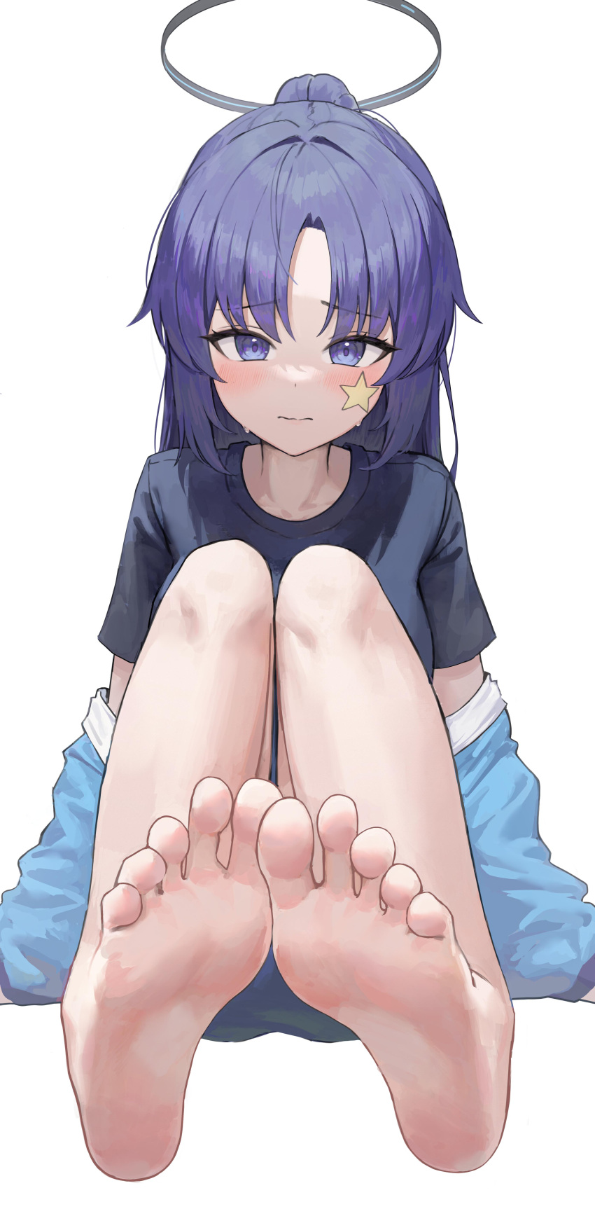 1girl absurdres barefoot black_shirt blue_archive blush closed_mouth commentary damcheong facial_mark halo highres long_hair looking_at_viewer mechanical_halo official_alternate_costume ponytail purple_eyes purple_hair shirt short_sleeves simple_background soles solo star_(symbol) toes white_background yuuka_(blue_archive) yuuka_(track)_(blue_archive)