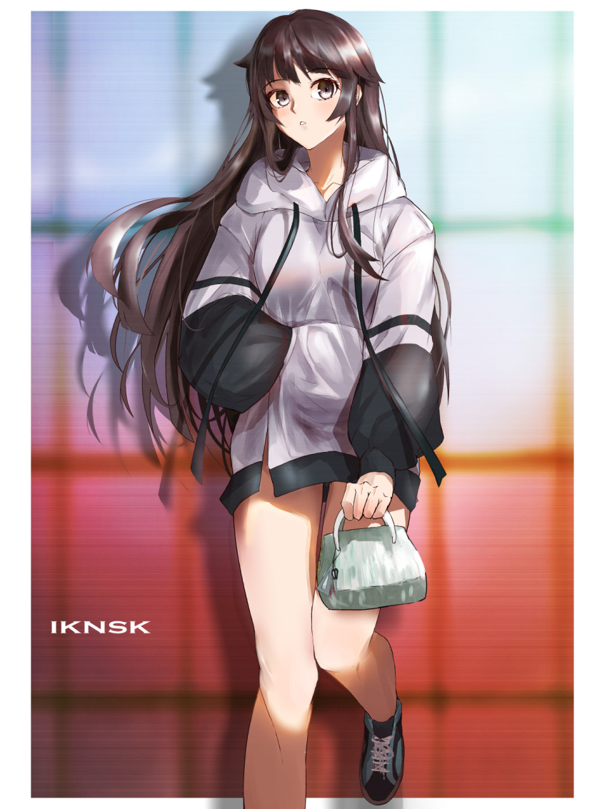 1girl artist_name bag bare_legs black_footwear black_hoodie blue_footwear breasts brown_eyes brown_hair collarbone eyelashes foot_out_of_frame hand_in_pocket handbag highres holding hood hood_down hoodie iknsk legs long_hair long_sleeves looking_at_viewer medium_breasts monogatari_(series) official_alternate_costume puffy_long_sleeves puffy_sleeves senjougahara_hitagi shadow shoes sidelocks sneakers solo standing standing_on_one_leg two-tone_footwear two-tone_hoodie very_long_hair white_hoodie