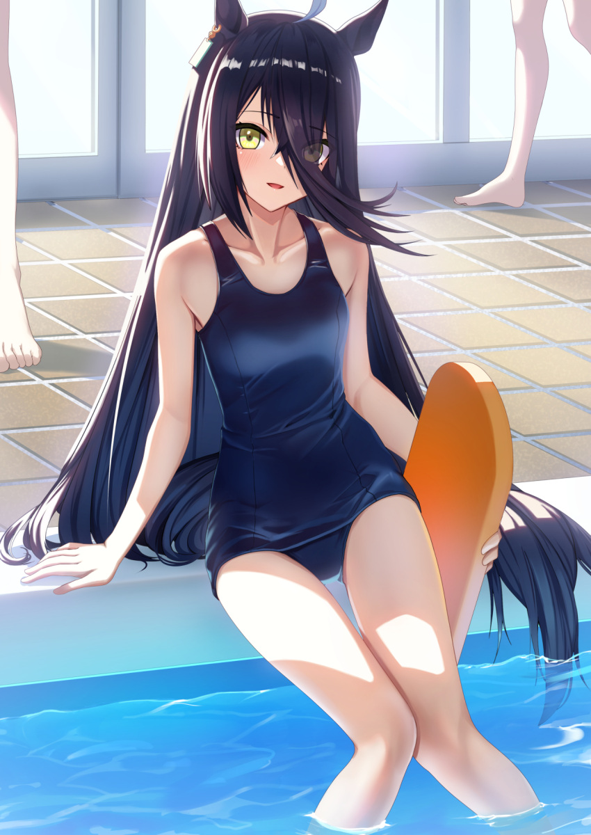 1girl ahoge alternate_costume animal_ears barefoot black_hair blue_one-piece_swimsuit blush commentary_request earrings hair_between_eyes highres horse_ears horse_girl horse_tail indoors jewelry kickboard manhattan_cafe_(umamusume) multicolored_hair old_school_swimsuit one-piece_swimsuit partially_submerged pool poolside school_swimsuit single_earring smile solo_focus streaked_hair swimsuit tail tile_floor tiles tks_(526tks) umamusume water white_hair yellow_eyes