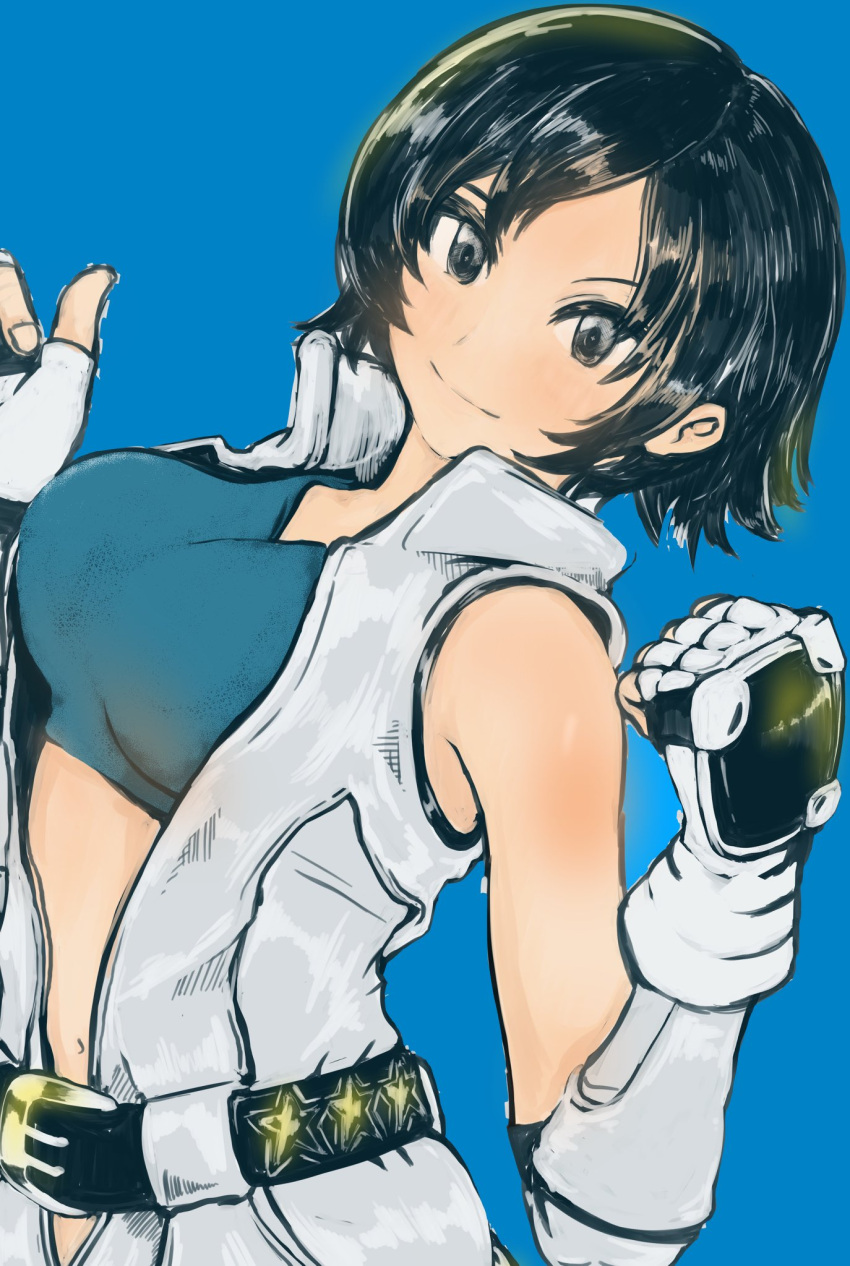 1girl belt black_eyes black_hair breasts closed_mouth crop_top double_arbre fingerless_gloves gloves highres kazama_asuka large_breasts looking_at_viewer medium_breasts open_clothes short_hair shorts simple_background sleeveless smile tekken tekken_5