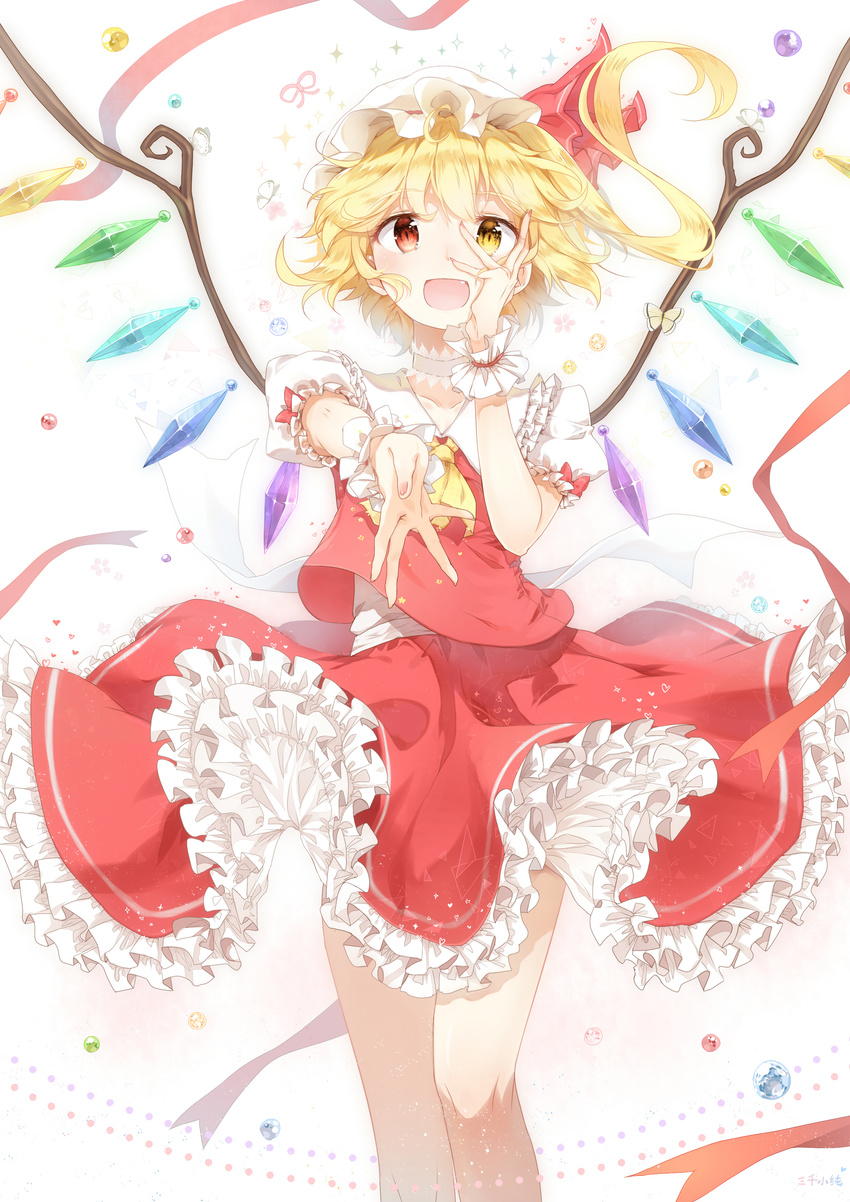 3000_xiao_chun absurdres fang flandre_scarlet frills hand_on_own_cheek hat hat_ribbon heterochromia highres looking_at_viewer mob_cap open_mouth outstretched_hand puffy_short_sleeves puffy_sleeves red_eyes ribbon sash shirt short_sleeves side_ponytail skirt skirt_set smile solo touhou vest wings wrist_cuffs yellow_eyes
