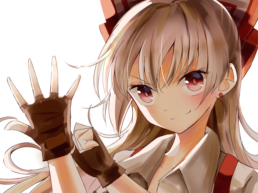 blonde_hair bow brown_gloves earrings fingerless_gloves fujiwara_no_mokou gloves hair_bow highres indo_(mdtanaka2007) jewelry looking_at_viewer red_eyes shirt silver_hair smile smirk solo suspenders touhou upper_body