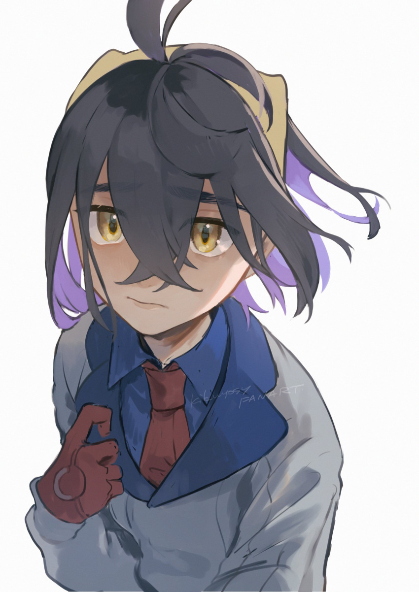 1boy black_hair blue_shirt closed_mouth collared_shirt colored_inner_hair crossed_bangs gloves hair_between_eyes hairband hand_up highres jacket kieran_(pokemon) kikuyoshi_(tracco) long_sleeves male_focus multicolored_hair necktie pokemon pokemon_sv red_gloves red_necktie shirt signature simple_background solo upper_body white_background yellow_eyes yellow_hairband