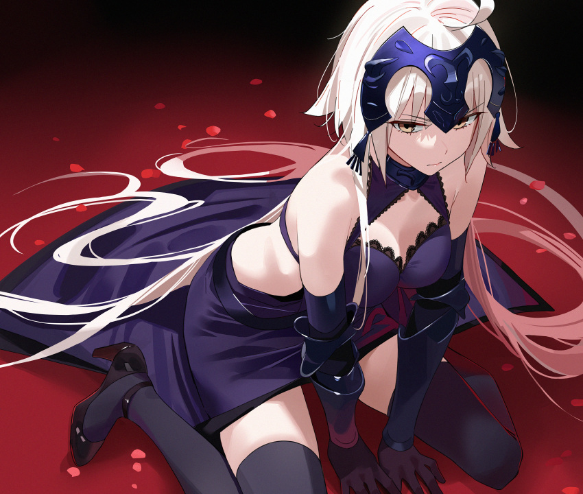 1girl absurdres bare_shoulders black_gloves breasts chain cleavage clothing_cutout elbow_gloves fate/grand_order fate_(series) gauntlets gloves headpiece highres jeanne_d'arc_alter_(avenger)_(fate) jeanne_d'arc_alter_(avenger)_(third_ascension)_(fate) jeanne_d'arc_alter_(fate) kinjin large_breasts long_hair looking_at_viewer solo thighhighs very_long_hair yellow_eyes