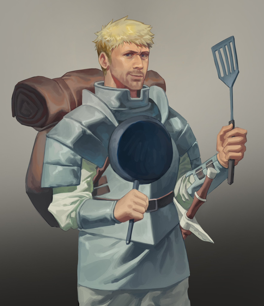 1boy armor backpack bag beard belt blonde_hair blue_eyes breastplate brown_belt closed_mouth cosplay dungeon_meshi facial_hair frying_pan gorget gradient_background hieumay highres holding holding_frying_pan holding_spatula laios_touden laios_touden_(cosplay) looking_at_viewer male_focus mustache pauldrons plate_armor ryan_gosling sheath sheathed short_hair shoulder_armor smug solo spatula sword upper_body vambraces weapon