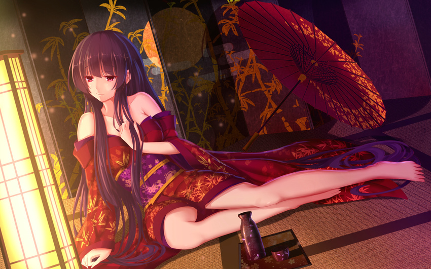 absurdly_long_hair alternate_costume bakanoe bare_legs bare_shoulders barefoot black_hair bottle breasts choko_(cup) collarbone cup dutch_angle egasumi floral_print folding_screen highres hime_cut houraisan_kaguya japanese_clothes kimono lantern large_breasts long_hair long_sleeves obi off_shoulder oriental_umbrella red_eyes sake_bottle sash sitting smile solo tatami tokkuri touhou umbrella very_long_hair wide_sleeves yokozuwari