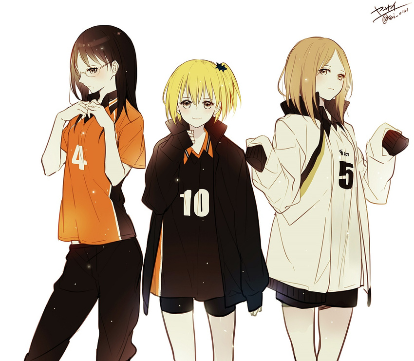 blonde_hair brown_hair grey_eyes haikyuu!! mole mole_under_mouth multiple_girls shimizu_kiyoko shirofuku_yukie short_hair side_ponytail smile sportswear volleyball_uniform yachi_hitoka yasai_(getsu) yellow_eyes