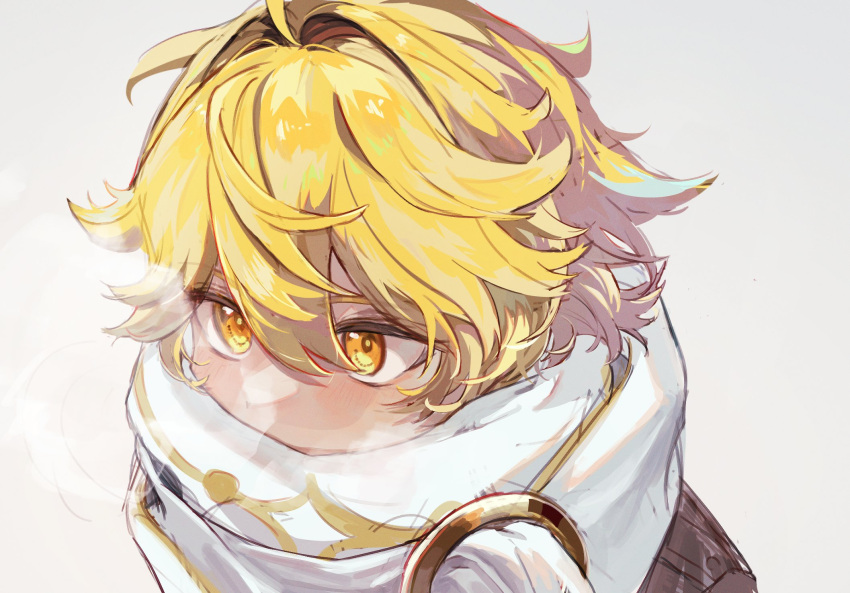 1boy aether_(genshin_impact) ahoge blonde_hair genshin_impact hair_between_eyes hair_intakes highres male_focus portrait scarf scarf_over_mouth simple_background solo white_background white_scarf yellow_eyes yonaga_tsuki25