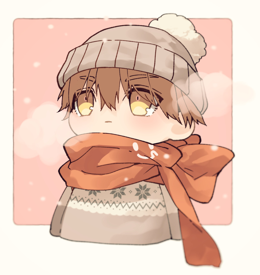 1boy beanie border breath brown_hair chibi cropped_arms cropped_torso fate/extra fate/extra_ccc fate_(series) grey_headwear hair_between_eyes hat highres kishinami_hakuno_(male) long_sleeves looking_afar looking_up male_focus outside_border parted_lips pink_background pom_pom_(clothes) pom_pom_beanie red_scarf scarf short_hair solo tokikane_mikan white_border winter_clothes yellow_eyes