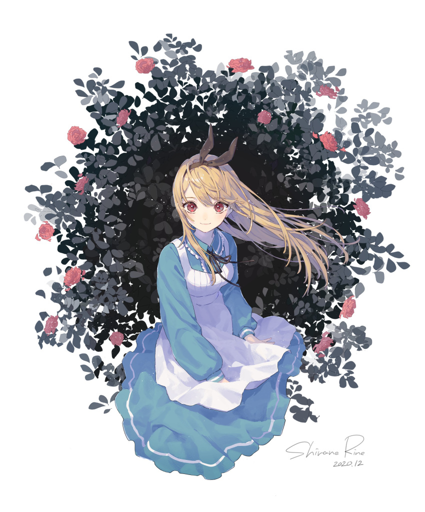 1girl absurdres alice_(alice_in_wonderland) alice_in_wonderland apron black_hairband black_ribbon blonde_hair blue_dress bow_hairband closed_mouth dated dress floating_hair floral_background flower frilled_dress frills hairband highres light_blush long_hair long_sleeves looking_at_viewer neck_ribbon red_eyes red_flower red_rose ribbon rose shirane_rine simple_background skirt skirt_tug smile solo upper_body white_apron white_background wide_sleeves