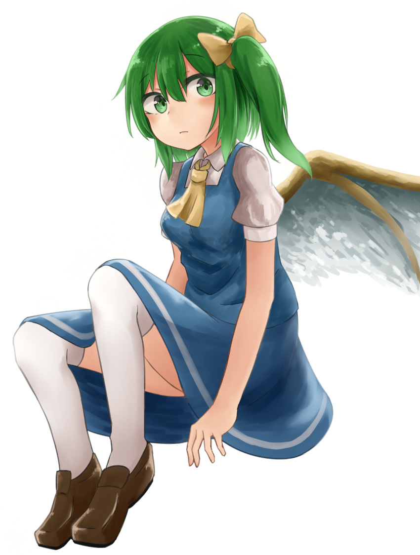 1girl ascot bow breasts brown_footwear daiyousei dress eyebrows_visible_through_hair fairy_wings full_body green_eyes green_hair hair_between_eyes hair_bow higashigure highres invisible_chair looking_at_viewer medium_breasts shirt shoes short_hair short_sleeves side_ponytail simple_background sitting solo thighhighs touhou white_background white_legwear wings