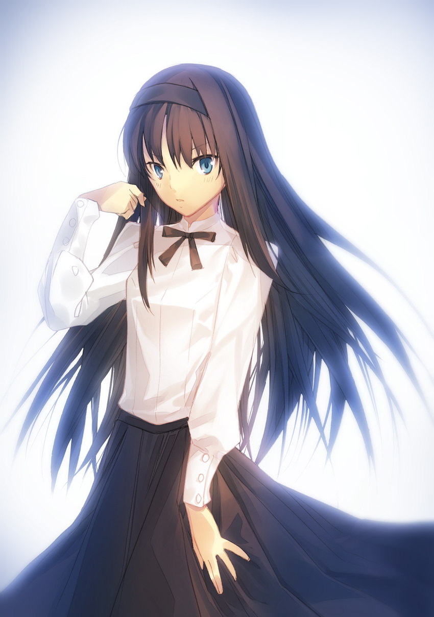 aikura_chihiro bloom blue_eyes bow brown_hair hairband highres long_hair long_skirt looking_at_viewer skirt solo toono_akiha tsukihime type-moon