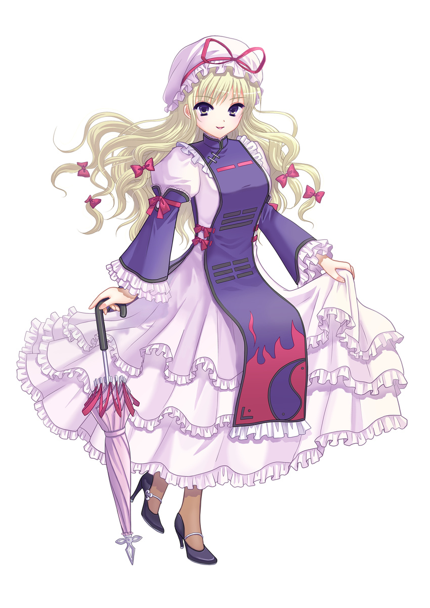 adapted_costume alha blonde_hair bow closed_umbrella dress frilled_dress frills full_body hair_bow hat hat_ribbon high_heels highres long_hair looking_at_viewer multicolored multicolored_eyes pantyhose purple_eyes ribbon shoes skirt_hold smile solo tabard touhou transparent_background umbrella yakumo_yukari yellow_eyes