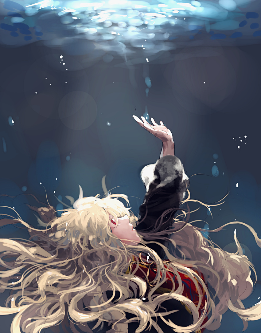 absurdres black_dress blonde_hair bubble chinese_clothes dress highres honi junko_(touhou) light light_reflection_(water) lips long_sleeves no_hat no_headwear open_hand profile reaching red_eyes solo tabard touhou underwater upper_body