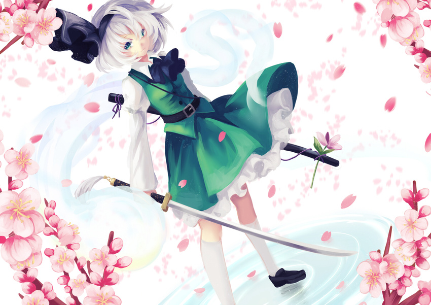 cherry_blossoms green_eyes headband katana kneehighs konpaku_youmu ling_(vivianling) myon petals skirt sword touhou weapon white_hair