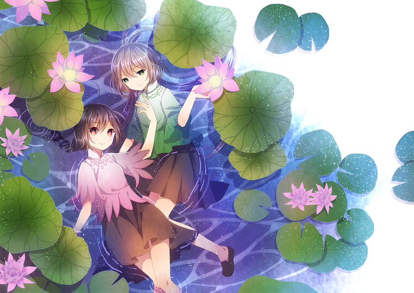 2girls braids brown_hair flowers gray_hair green_eyes long_hair luo_tianyi red_eyes skirt twintails vocaloid vocaloid_china water xiao_guiling yuezheng_ling