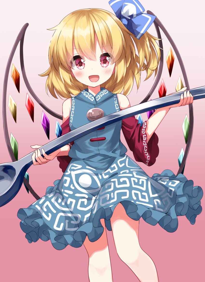 1girl :d bare_shoulders blonde_hair blue_ribbon commentary_request cosplay crystal feet_out_of_frame flandre_scarlet gradient_background hair_ribbon highres holding looking_at_viewer one_side_up open_mouth pink_background red_eyes red_sleeves ribbon ruu_(tksymkw) short_hair smile solo touhou toutetsu_yuuma toutetsu_yuuma_(cosplay) wings