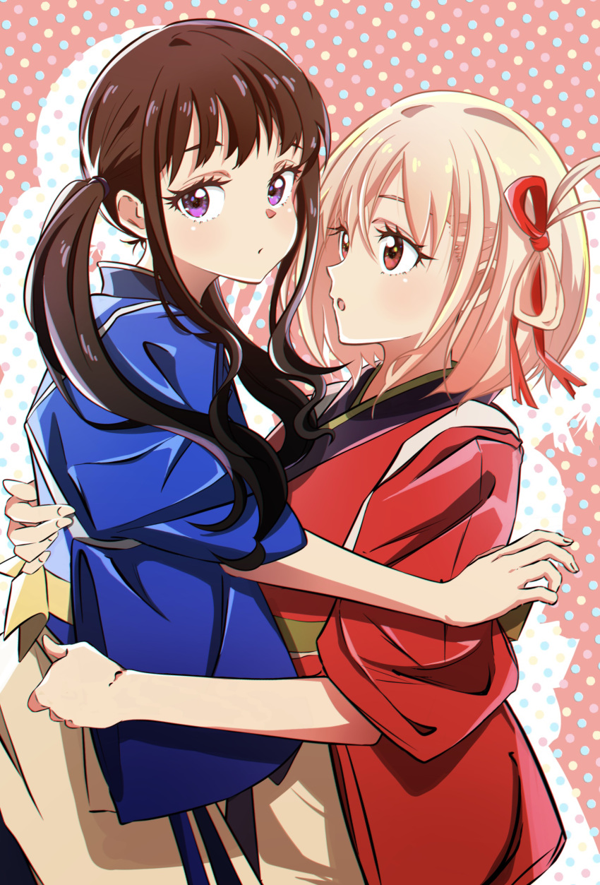 2girls absurdres apron black_hair blonde_hair blue_kimono bob_cut brown_apron closed_mouth frown hair_ribbon hair_tie highres hug inoue_takina japanese_clothes kengo_kumaxile kimono long_hair looking_at_another looking_at_viewer lycoris_recoil multiple_girls nishikigi_chisato open_mouth polka_dot polka_dot_background purple_eyes red_eyes red_kimono red_ribbon ribbon short_hair short_sleeves sidelocks standing tasuki twintails