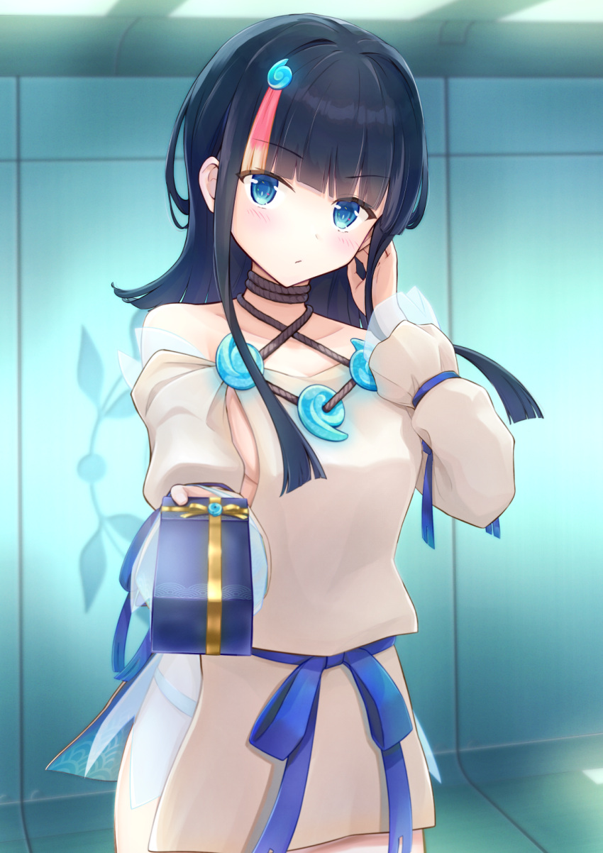 1girl bare_shoulders black_hair blue_eyes blue_ribbon blush box breasts collarbone dress fate/grand_order fate/requiem fate_(series) gift gift_box highres iro_tsukikusa jewelry large_breasts long_sleeves looking_at_viewer magatama magatama_hair_ornament magatama_necklace medium_hair multicolored_hair necklace outstretched_arm pelvic_curtain puffy_long_sleeves puffy_sleeves ribbon seigaiha short_dress sideboob sideless_outfit sidelocks solo streaked_hair utsumi_erice valentine