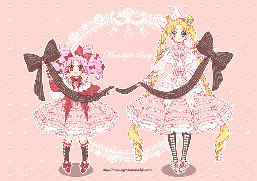 bishoujo_senshi_sailor_moon blonde_hair blue_eyes bow brown_bow chibi_usa double_bun dress earrings frills full_body hair_bow height_difference jewelry kneehighs lolita_fashion long_hair looking_at_viewer multiple_girls nightcat pantyhose petticoat pink_background pink_bow pink_dress pink_footwear pink_hair red_bow red_eyes red_footwear shoes short_hair smile standing striped striped_bow sweet_lolita tsukino_usagi twintails watermark web_address