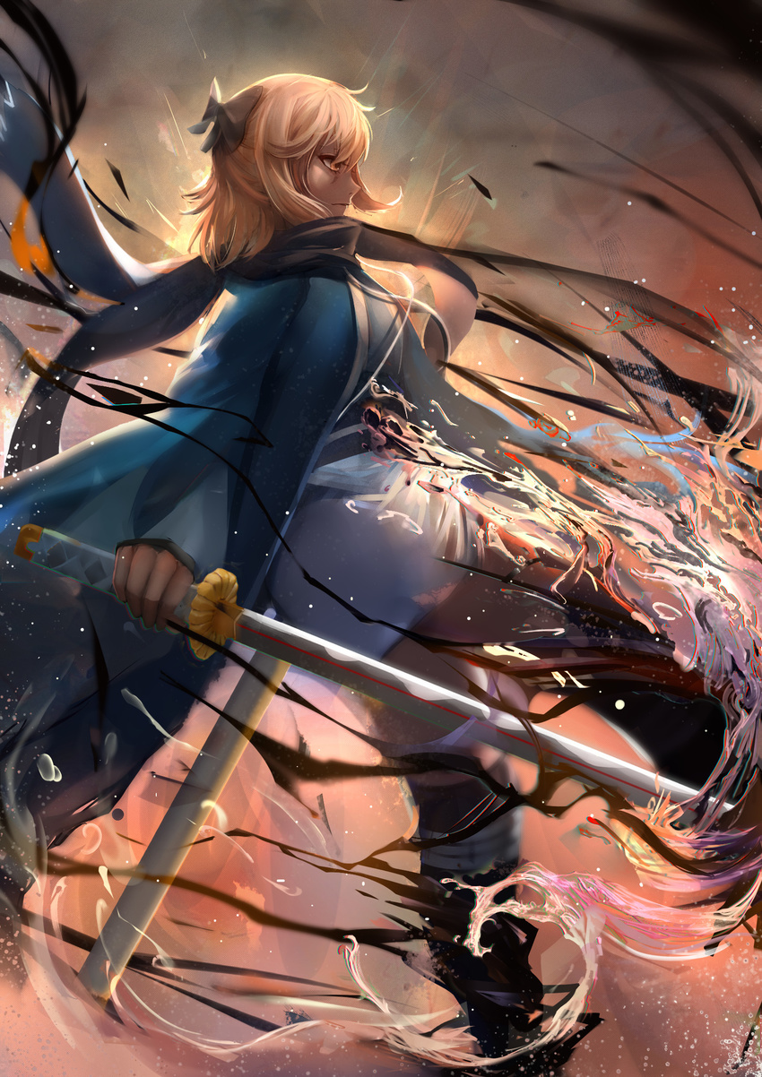 bandages bangs black_bow black_legwear black_scarf blonde_hair blurry bow closed_mouth depth_of_field fate_(series) from_side hair_bow half_updo haori highres holding holding_sword holding_weapon japanese_clothes katana kimono koha-ace light_frown long_sleeves okita_souji_(fate) okita_souji_(fate)_(all) profile scarf short_kimono solo sword thigh_strap thighhighs water weapon wide_sleeves yellow_eyes yuuko_(renhaowei2010)