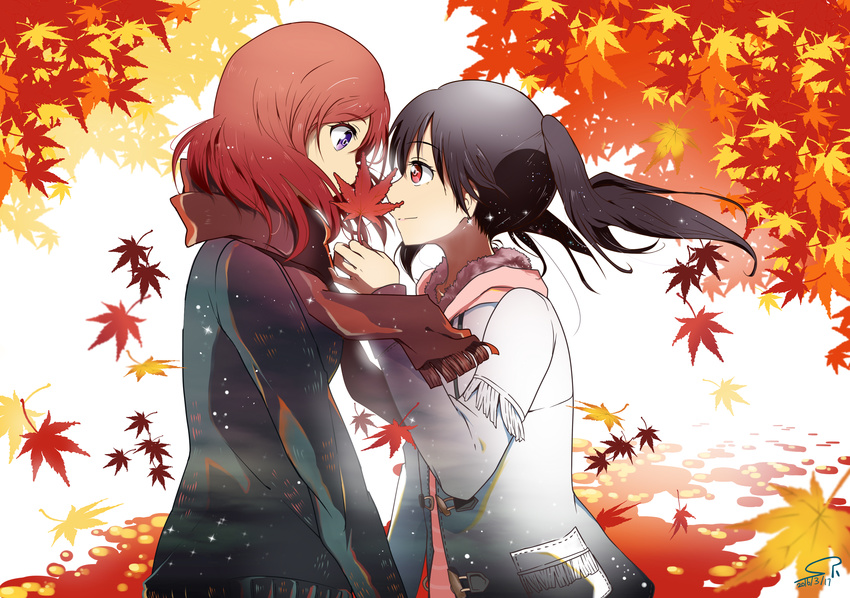 autumn autumn_leaves bangs black_hair cardigan closed_mouth coat covered_mouth eye_contact eyebrows eyebrows_visible_through_hair eyelashes floating_hair fringe_trim from_side fur_trim highres holding holding_leaf leaf long_hair long_sleeves looking_at_another love_live! love_live!_school_idol_project maple_leaf md5_mismatch multiple_girls nishikino_maki profile purple_eyes red_eyes red_hair red_scarf scarf signature smile suan_ringo twintails upper_body wind yazawa_nico yuri