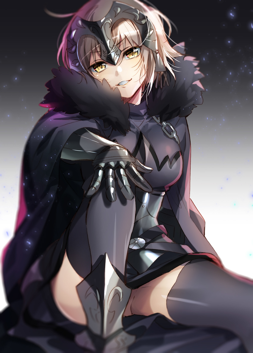 armor armored_boots bangs belt black_legwear blonde_hair blurry boots cape chain convenient_leg depth_of_field eyebrows eyebrows_visible_through_hair fate/grand_order fate_(series) fringe_trim gauntlets gradient gradient_background grin hand_on_own_knee head_tilt highres jeanne_d'arc_(alter)_(fate) jeanne_d'arc_(fate)_(all) light_particles long_sleeves looking_at_viewer murakami_yuichi short_hair sitting smile solo thighhighs upskirt yellow_eyes