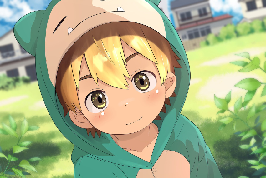 1boy aota_xxx blonde_hair blurry blurry_background child commentary_request cosplay fang highres hood hoodie looking_at_viewer male_focus outdoors pokemon smile snorlax snorlax_(cosplay) solo yellow_eyes