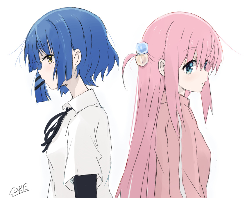 2girls artist_name back-to-back black_ribbon black_sleeves blue_eyes blue_hair bocchi_the_rock! closed_mouth collared_shirt commentary_request core_(mayomayo) cube_hair_ornament earrings facing_to_the_side gotoh_hitori hair_ornament hair_tie highres jacket jewelry long_hair looking_at_viewer loose_hair_strand mole mole_under_eye multiple_girls neck_ribbon one_side_up pink_hair pink_jacket pink_track_suit ribbon school_uniform shimokitazawa_high_school_uniform shirt short_hair shuka_high_school_uniform simple_background track_jacket upper_body white_background white_shirt yamada_ryo yellow_eyes