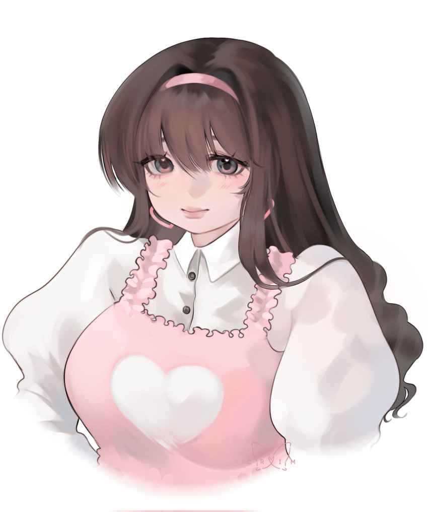 1girl blush breasts brown_hair collarbone corrupted_twitter_file dress headband highres juliet_sleeves long_hair long_sleeves looking_at_viewer medium_breasts missuscrim original pink_dress pink_eyes pink_headband portrait puffy_sleeves shirt smile solo white_background white_shirt