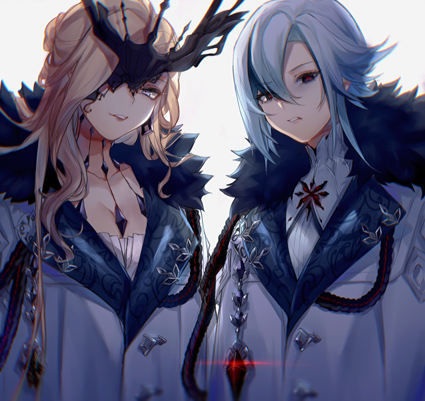 2girls absurdres arlecchino_(genshin_impact) black_eyes blonde_hair blue_eyes chinese_commentary coat collarbone commentary_request cross-shaped_pupils diffraction_spikes frown fur-trimmed_coat fur_trim genshin_impact grey_coat grey_hair grey_jacket hair_between_eyes half_mask half_updo highres jacket lace_trim long_hair looking_at_viewer mask motuwangchuan multicolored_hair multiple_girls one_eye_covered red_pupils signora_(genshin_impact) simple_background smile streaked_hair symbol-shaped_pupils two-tone_hair upper_body wavy_hair white_background white_hair