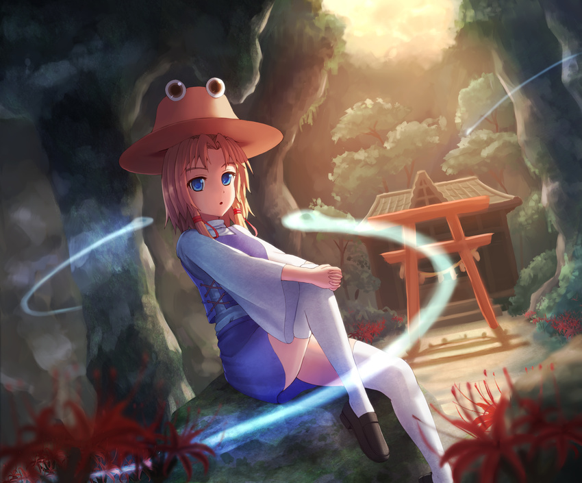 aletto-mikan blonde_hair blue_eyes dutch_angle flower hair_ornament hat highres long_sleeves looking_at_viewer miniskirt moriya_suwako nature open_mouth outdoors shirt shrine sitting skirt skirt_set solo spider_lily thighhighs torii touhou tree turtleneck vest white_legwear wide_sleeves zettai_ryouiki