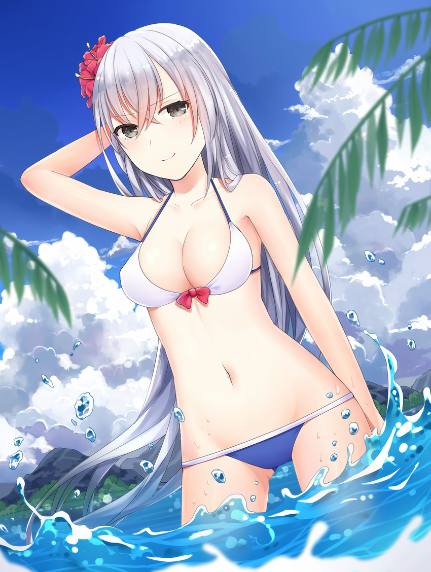 absurdres arm_at_side armpits bad_id bad_pixiv_id bare_arms bare_shoulders blue_bikini_bottom blue_sky blurry bow breasts cleavage cloud day depth_of_field dutch_angle eyebrows eyebrows_visible_through_hair flower hair_flower hair_ornament hibiscus highres karlsruhe_(zhan_jian_shao_nyu) large_breasts legs_apart looking_at_viewer mountain navel outdoors palm_tree plant red_bow saikou-iro_aurora sky solo splashing stomach summer tree water water_drop white_bikini_top zhan_jian_shao_nyu