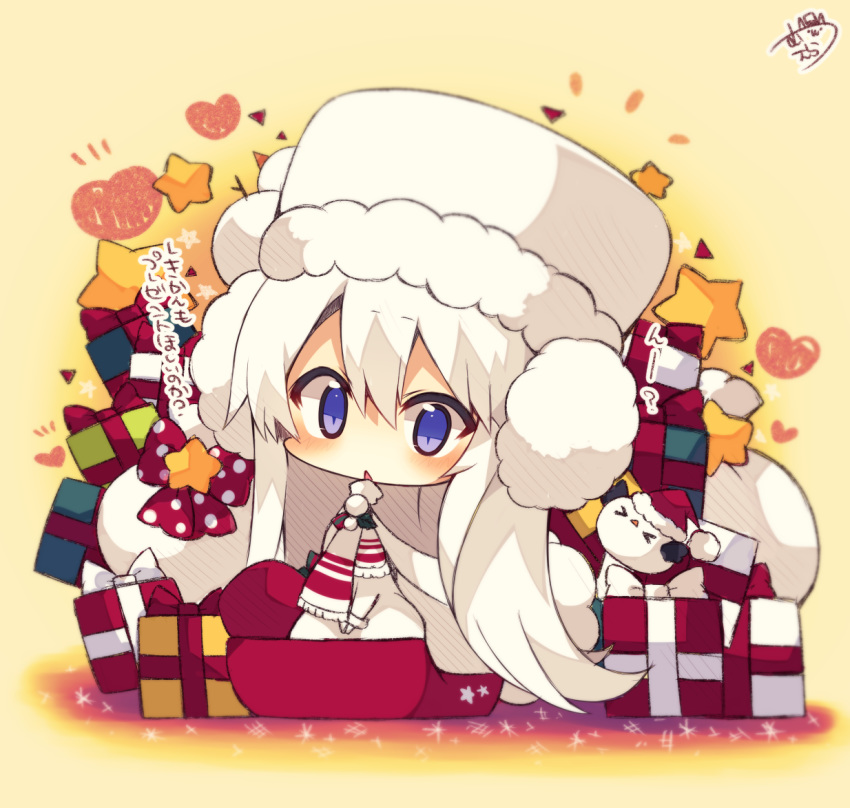 &gt;_&lt; 1girl :&lt; azur_lane bangs beige_background blush box cape character_request chibi dress earmuffs eyebrows_visible_through_hair fur-trimmed_cape fur-trimmed_hat fur-trimmed_sleeves fur_trim gift gift_box hair_between_eyes hat heart long_hair long_sleeves looking_at_viewer muuran parted_lips purple_eyes red_hat sack santa_hat signature snowman solo star triangle_mouth very_long_hair white_cape white_dress white_hair white_hat