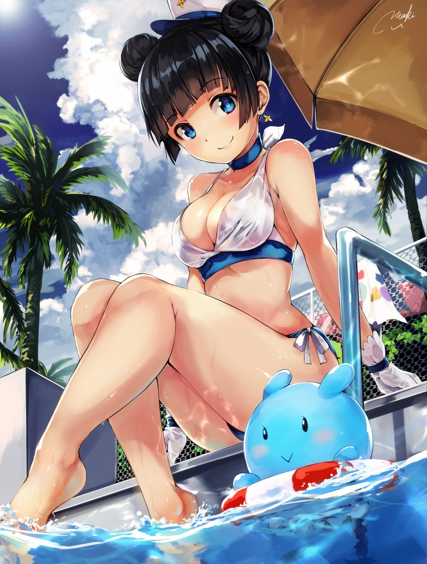 bangs bare_legs bare_shoulders bikini black_hair blue_eyes blunt_bangs breasts cleavage cloud cloudy_sky coconut_tree creature day double_bun from_below gloves highres houkago_no_pleiades innertube itsuki_(houkago_no_pleiades) light_smile looking_at_viewer maki_(maki_pei) medium_breasts outdoors palm_tree pool pool_ladder side-tie_bikini sitting sky soaking_feet swimsuit tree water wet white_gloves