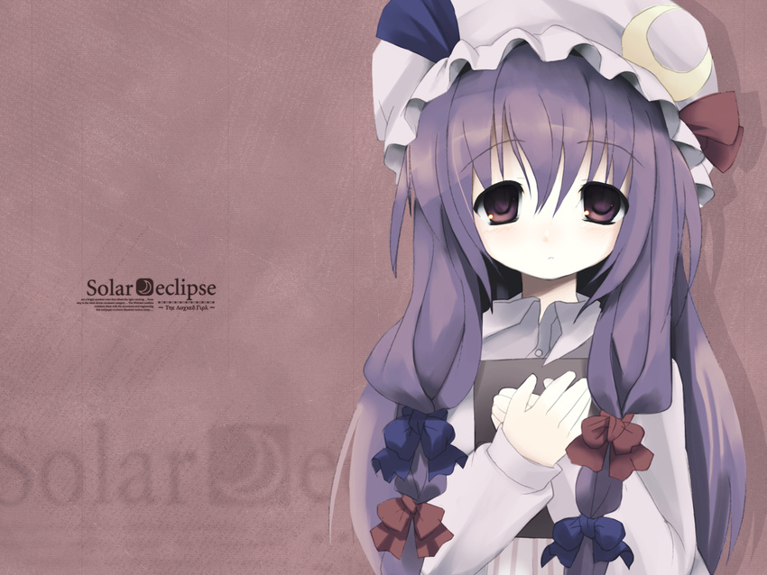 bangs book bow coat crescent dress hair_bow hair_ribbon hands_on_own_chest hands_together hat highres long_hair long_sleeves looking_at_viewer own_hands_together patchouli_knowledge purple_background purple_dress purple_eyes ribbon shiro_(octet) sidelocks solo standing touhou tress_ribbon very_long_hair