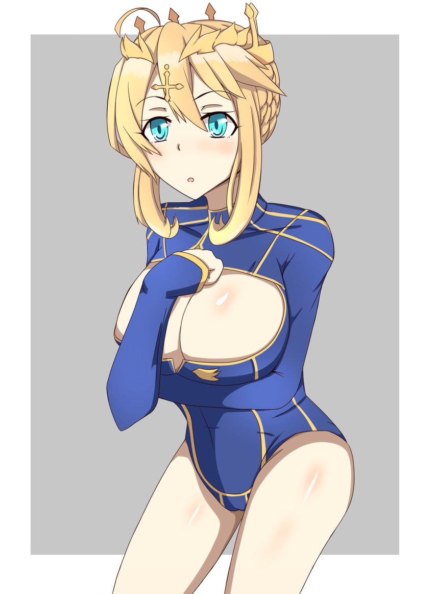 artoria_pendragon_(all) artoria_pendragon_(lancer) blonde_hair blush breasts cleavage crown fate/grand_order fate/stay_night fate_(series) green_eyes highres riichi_(yamataku0)