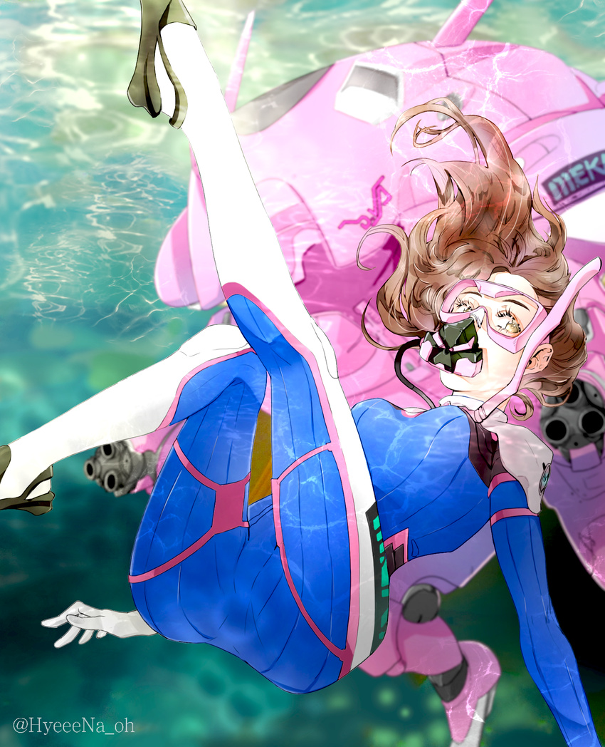 ass brown_eyes brown_hair d.va_(overwatch) deary_me diving_mask diving_mask_on_eyes diving_regulator eyelashes floating_hair highres looking_to_the_side mecha meka_(overwatch) overwatch scuba scuba_gear snorkel solo submerged underwater