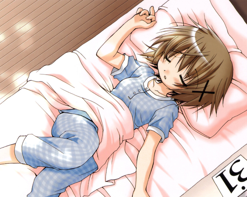 aoki_ume bed blanket blush brown_hair futon hair_ornament hairclip hairpin hidamari_sketch highres official_art pajamas sleeping solo x_hair_ornament yuno